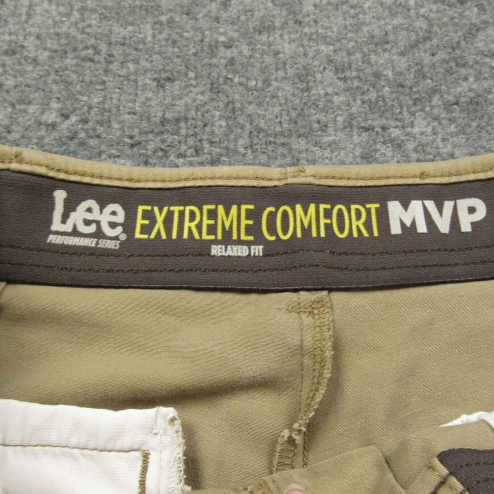 Lee Pants 33x30 Extreme Motion MVP Khaki‎ Beige Straight Chino Extreme Comfort - Picture 3 of 10